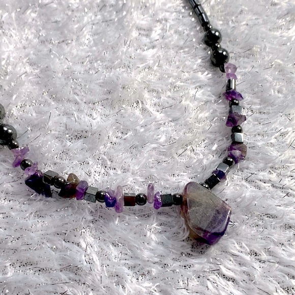 Handmade Necklace - Picture 4 of 16